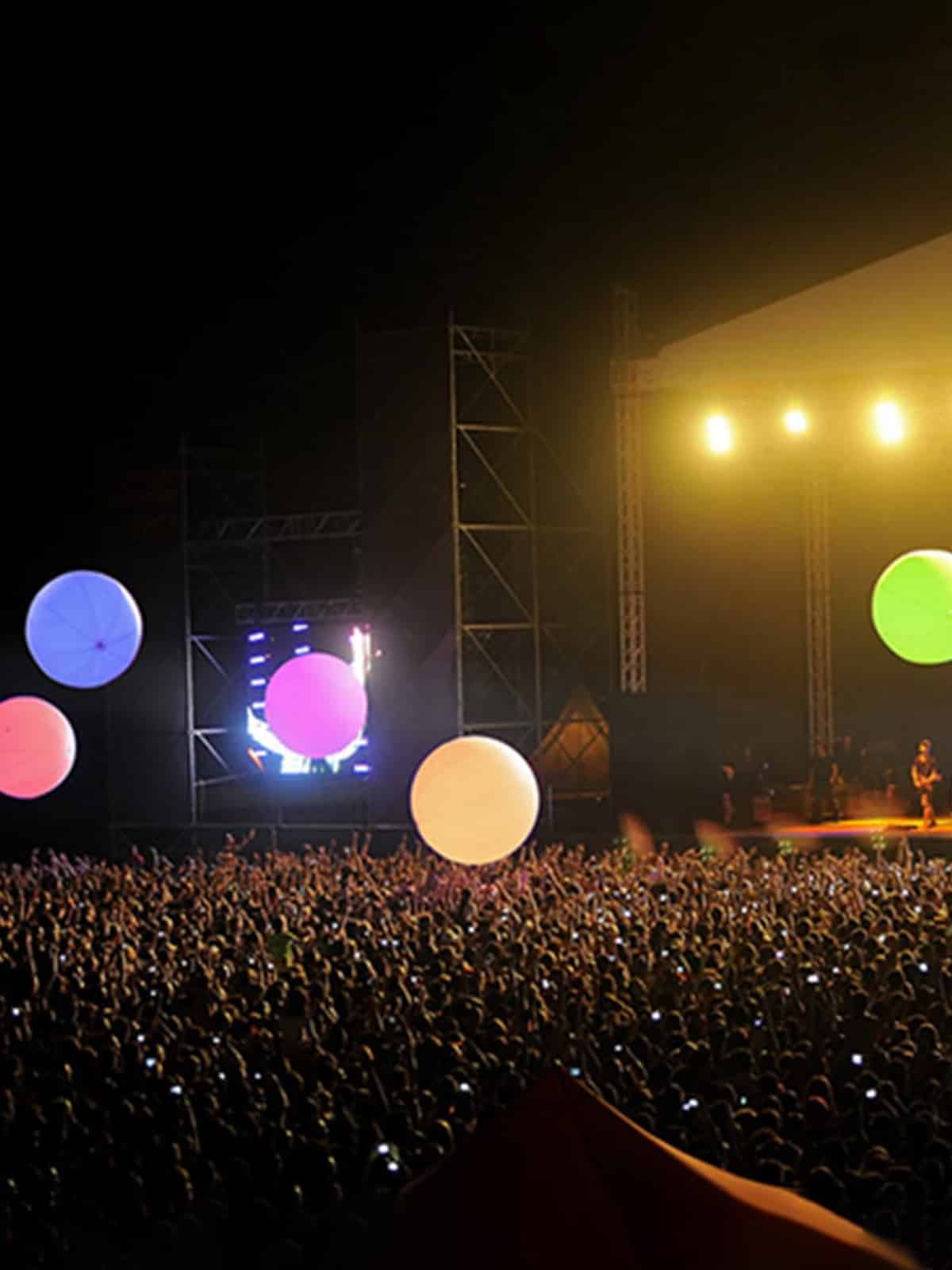 artículos de fiesta que brillan en la oscuridad
